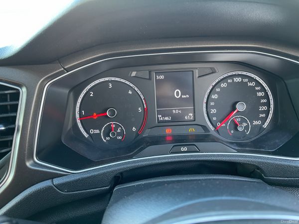 Volkswagen T-Roc 2018 378859955