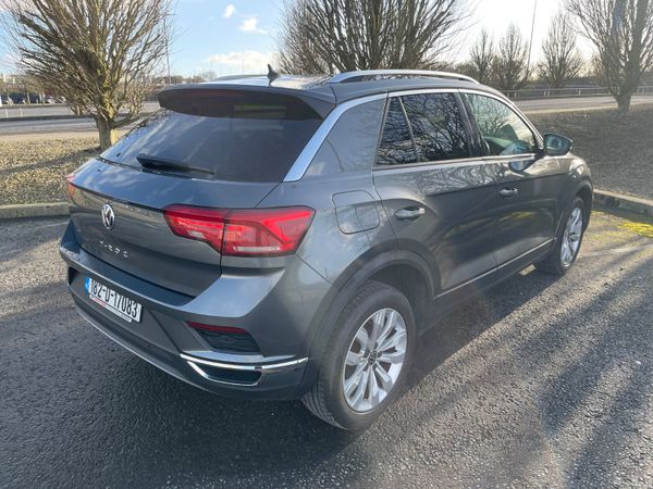 Volkswagen T-Roc 2018 378859981