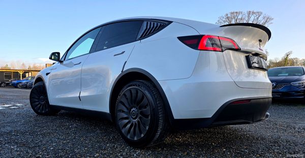 🔥 2024 Tesla Model Y RWD 378879539