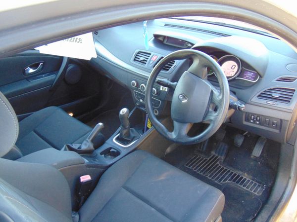 2010 Renault Megane 1.5 DCI 85 2DR 378807876