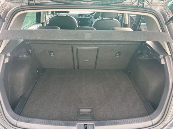 Volkswagen Golf R-LINE 1.5 TSI MANUAL 6SPEED FWD 5 378823661