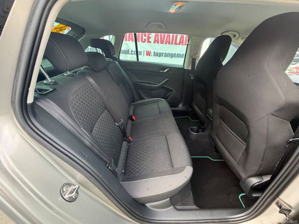 Skoda Rapid 2016 378831085