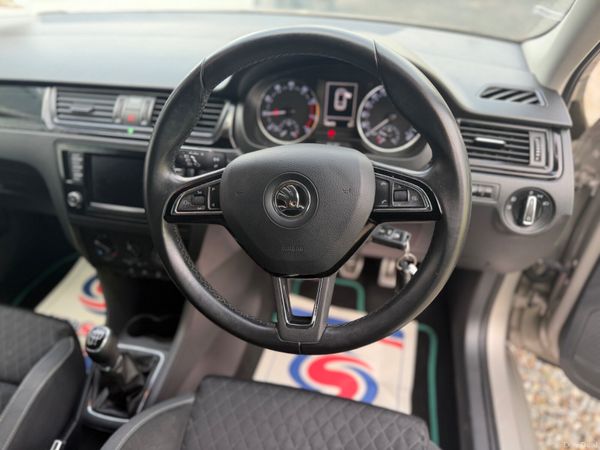 Skoda Rapid 2016 378831097