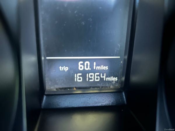 Volkswagen Golf 2010 (01/27) 378832907