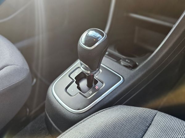 VOLKSWAGEN UP! AUTOMATIC // 07/26 NCT // LOW KMS 378833109