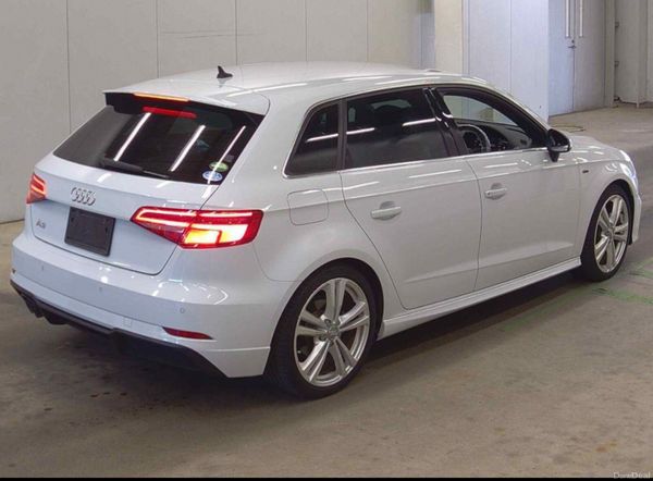 Audi A3 2019  - Sline + Automatic 378834989