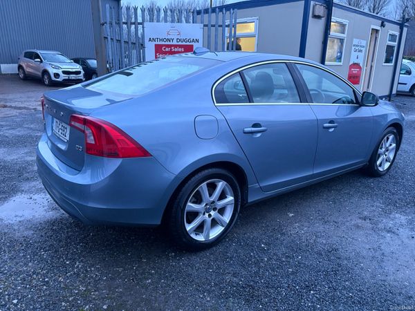 2017 Volvo S60 378947671