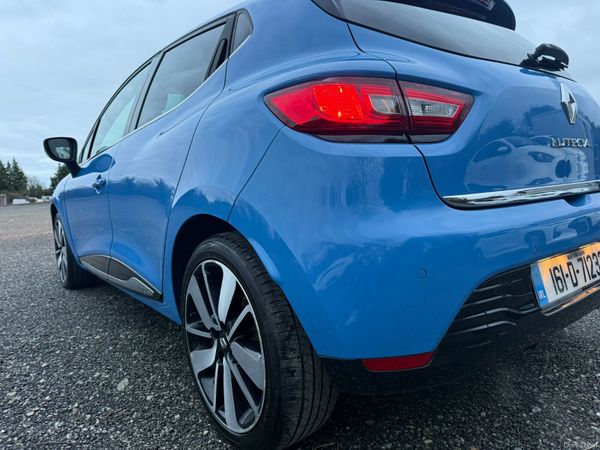 Renault Clio 2016 378975812