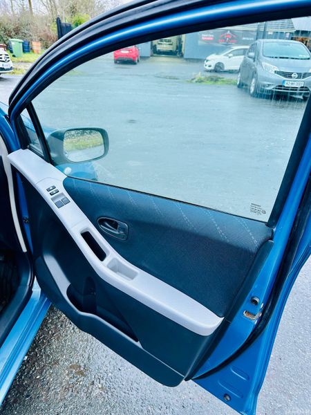 Toyota Yaris 2008 378905799