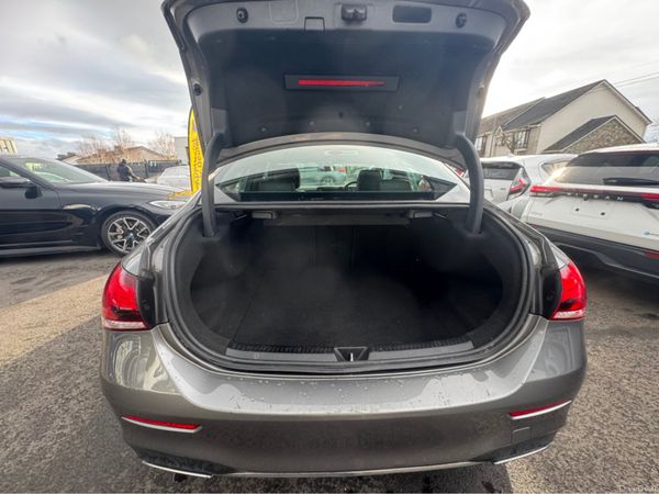 Mercedes-Benz A-Class 180D AMG Line Automatic Low 379040871