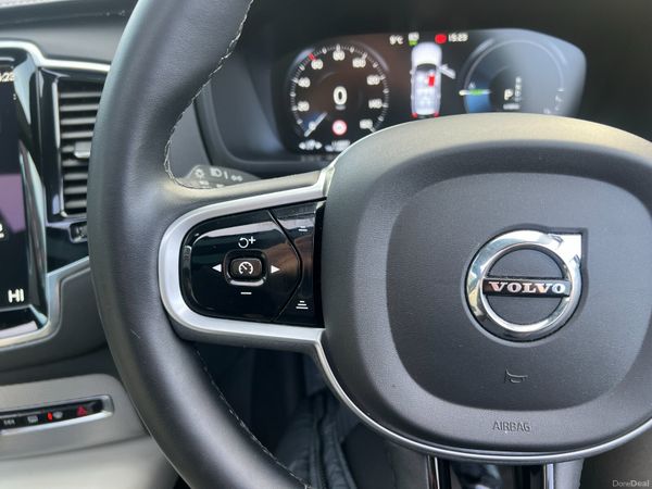 2022 Volvo XC90 R Design T8 Recharge PHEV Pan Roof 379051967