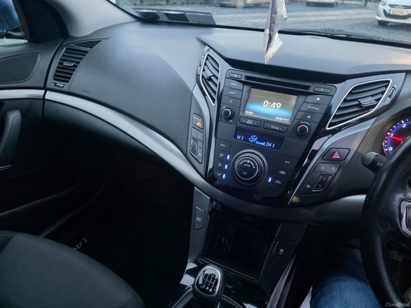 Hyundai i40 Estate 2016 379058309