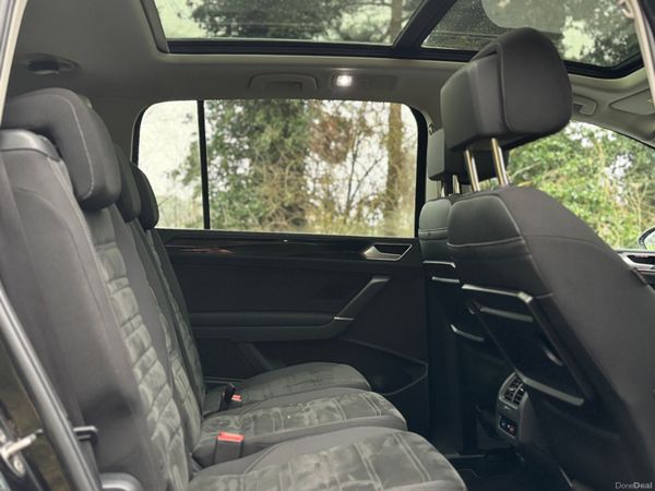 162 Volkswagen Touran 1.2 TSI 7 seater HIGHLINE 379058333