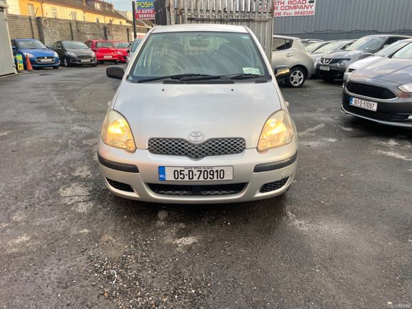 Toyota Yaris 2005 very low klms new nct 379096549
