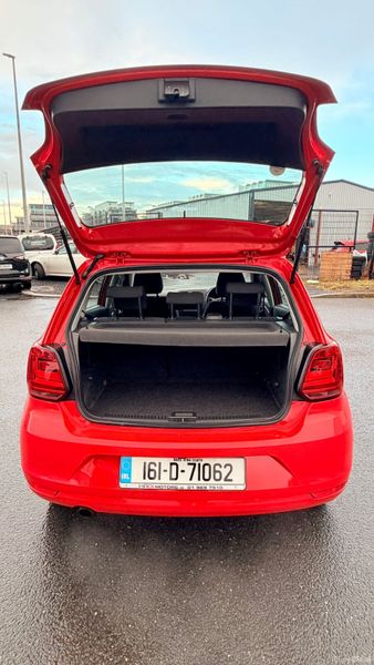 Volkswagen Polo 2016 - Red 379035225