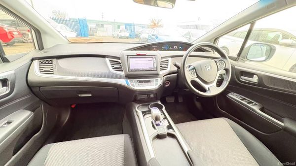 Honda Jade1.5 Hybrid Auto 6 SEATER 2015 379157469