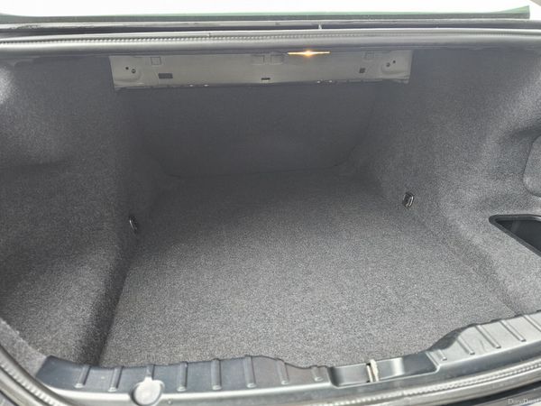 BMW 520D // 09/26 NCT & TAX 379162983