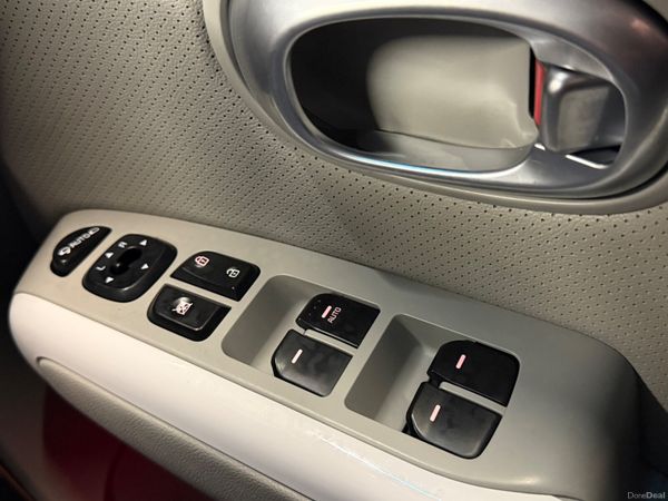 161 Kia Soul EV Auto City Car 379163513