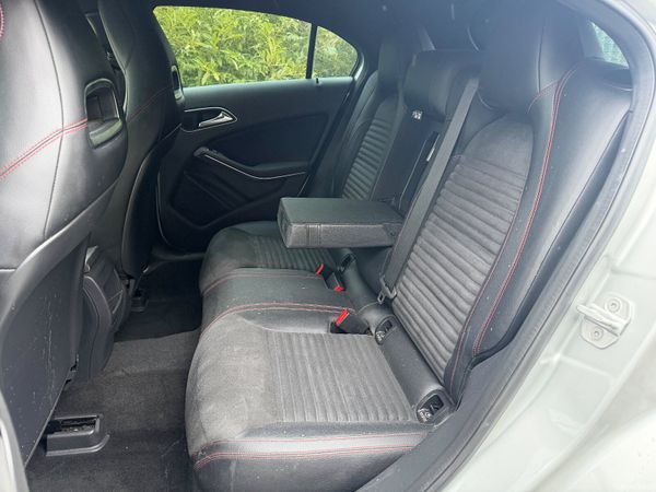 Mercedes-Benz-A-Class A180 AMG AUTO 379165963