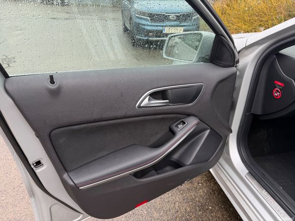 Mercedes-Benz-A-Class A180 AMG AUTO 379165965