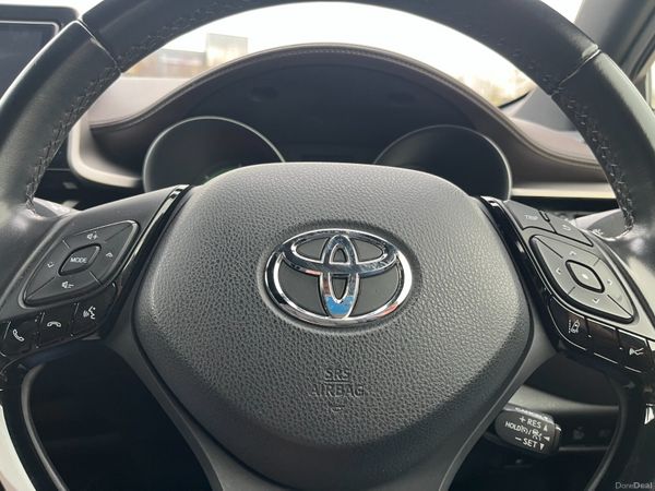 TOYOTA C-HR 2018, 1.8 HYBRID AUTO LOW KM HIGH SPEC 379103407