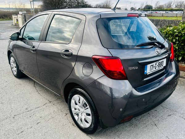 Toyota Yaris 2017 1.0 L petrol LOW KMS 379122265