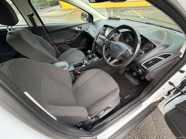 Ford Focus 1.0 Ecoboost Titanium 379127729