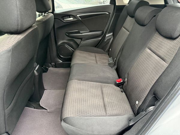 2018 Honda Fit 1.5L Hybrid Automatic 379257321