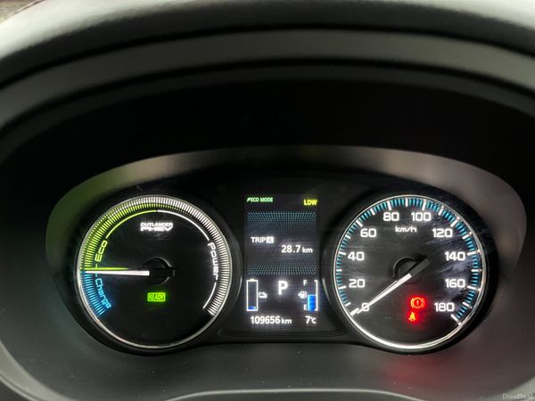 MITSUBISHI OUTLANDER 2017, 2.0 PHEV AUTO LOW KMS 379289441