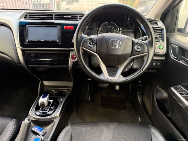 2015 Honda Grace 1.5L Hybrid Automatic 379293155