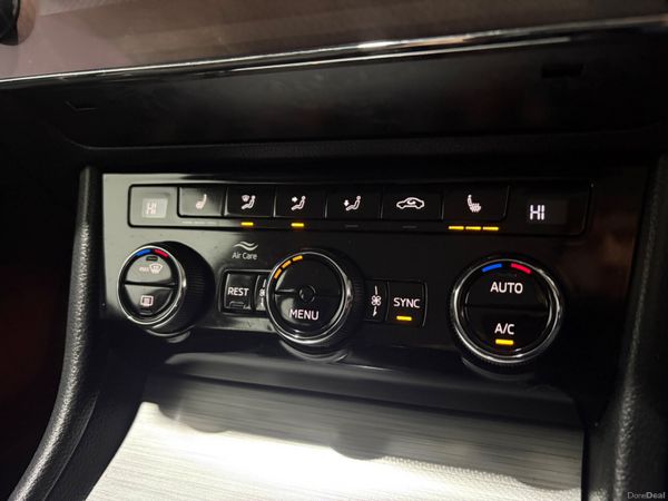 2020 Skoda Superb Style Estate 2.0 TDi 150 Bhp 379207697