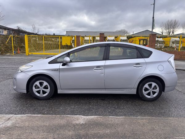2014 Toyota Prius*FRESH NCT*TAX AUG 26* 379235546