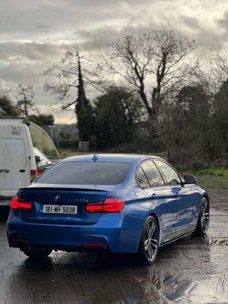 BMW 3-Series 2018 330e Hybrid 379237997