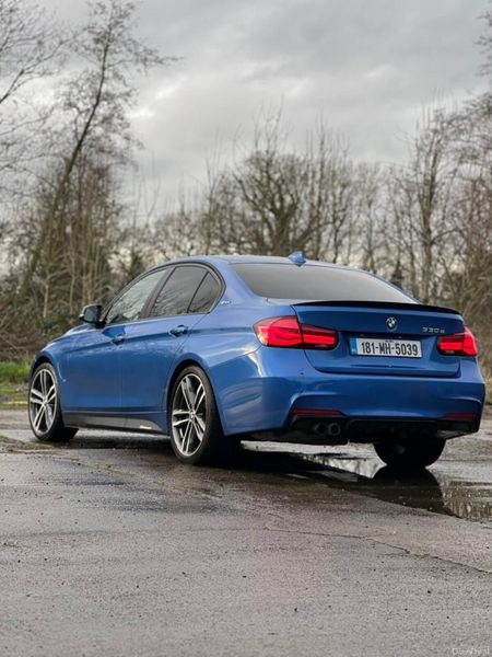 BMW 3-Series 2018 330e Hybrid 379237998