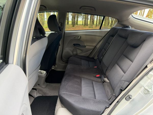 Honda Insight 2009 Automatic 379348305