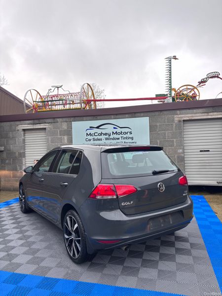 Volkswagen Golf 2016 379355009