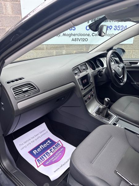 Volkswagen Golf 2016 379355033