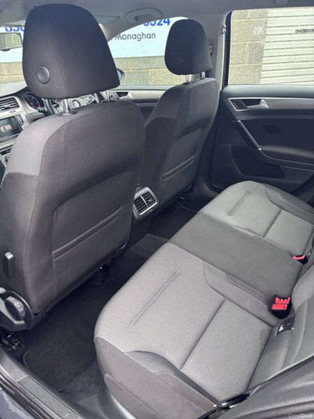 Volkswagen Golf 2016 379355035