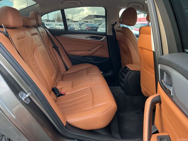 2017 BMW520d AUTOMATIC FULL LEATHER SPOTLESS 379384957