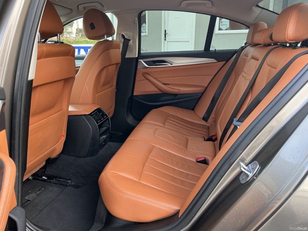 2017 BMW520d AUTOMATIC FULL LEATHER SPOTLESS 379384927