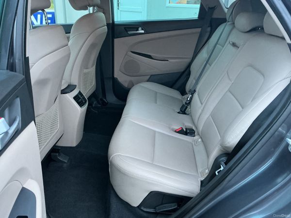 HYUNDAI TUCSON 1.7 EXECUTIVE LOW KMS TOP SPEC 379314477