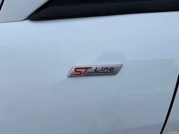 FORD FIESTA PETROL ST-LINE LOW KMS TOP SPEC 379319493