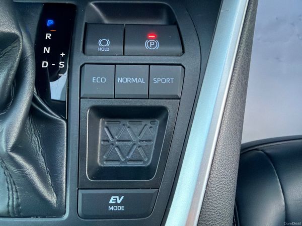 Toyota RAV4 2022 Hybrid Sol 2.5 Huge Spec 379441579