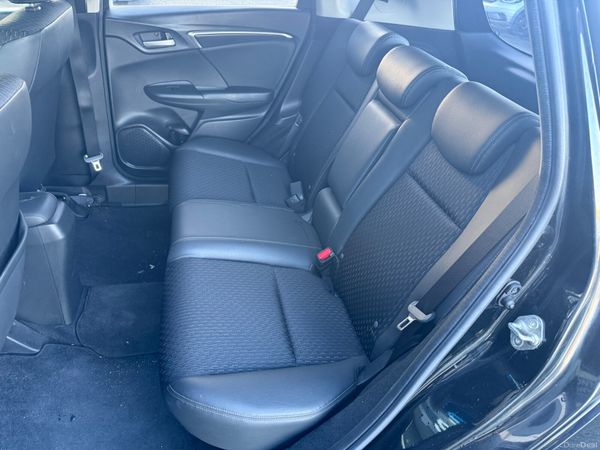 2016 Honda Jazz/Fit 1.5 Hybrid Automatic 379472705