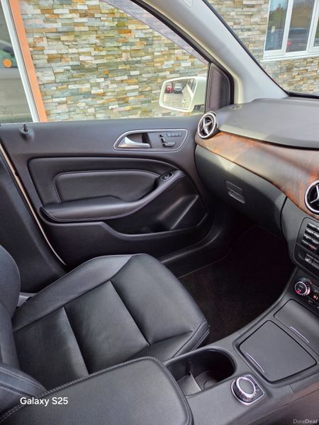 Mercedes-Benz B-Class 2012 379481665