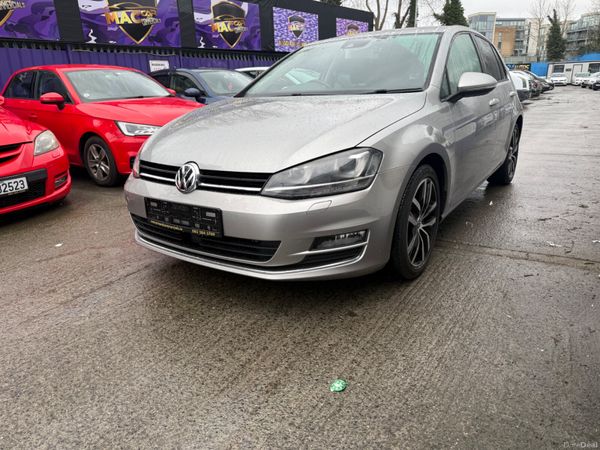 Volkswagen Golf Highline 2014 379484361