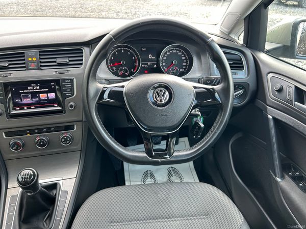 Volkswagen Golf 2013 1.2 Manual 379484709