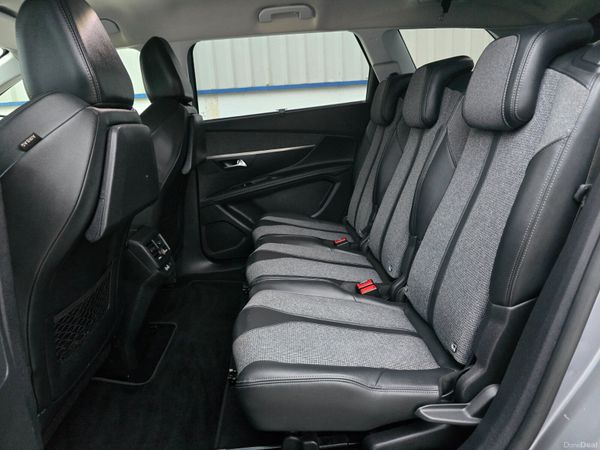 2020 PEUGEOT 5008 ALLURE HIGH SPEC 130BHP 7 SEATER 379404265