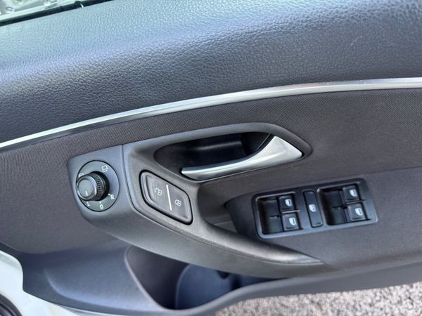 2015 Volkswagen Polo 1.2 Automatic,37K Miles 379421847