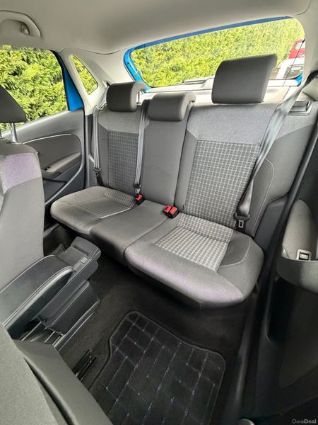 VW Polo 2015 AUTO Tsi 1.2 COMFORT 90-BHP 379422677